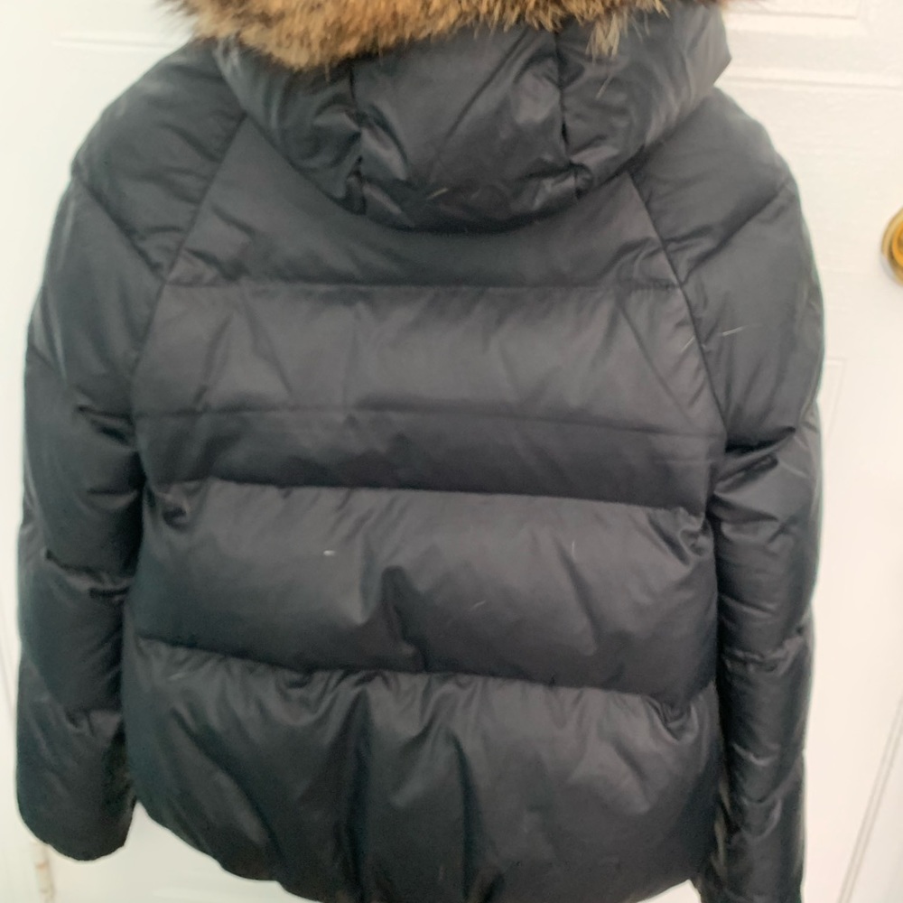 Theory black down jacket size P - Picture 2 of 4